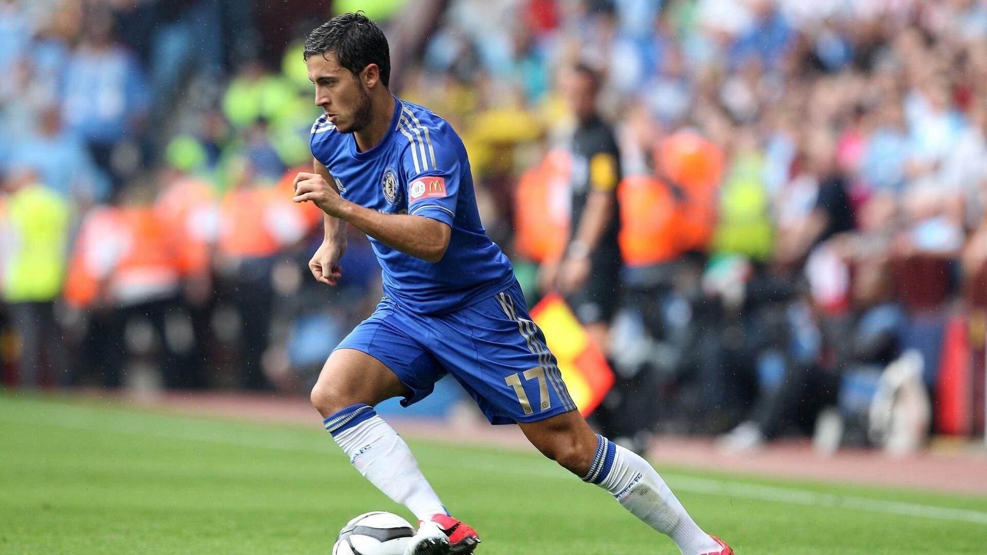 德式铁骑冲垮桑巴军团，巴尔韦德如何成为勒沃库森的关键先生？