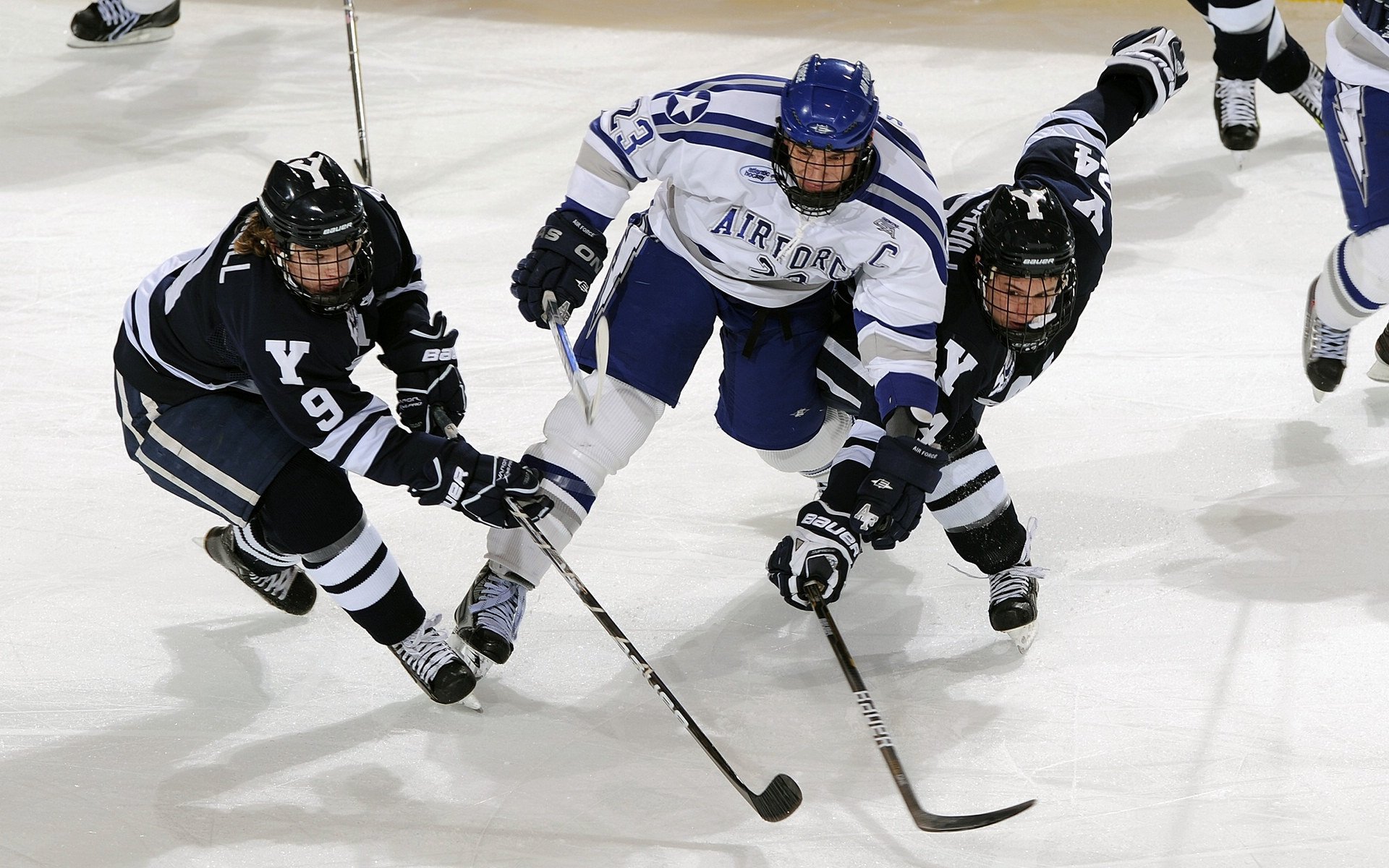 斯德哥尔摩的火焰，林高远鏖战瑞典之夜，点燃的不只是赛场